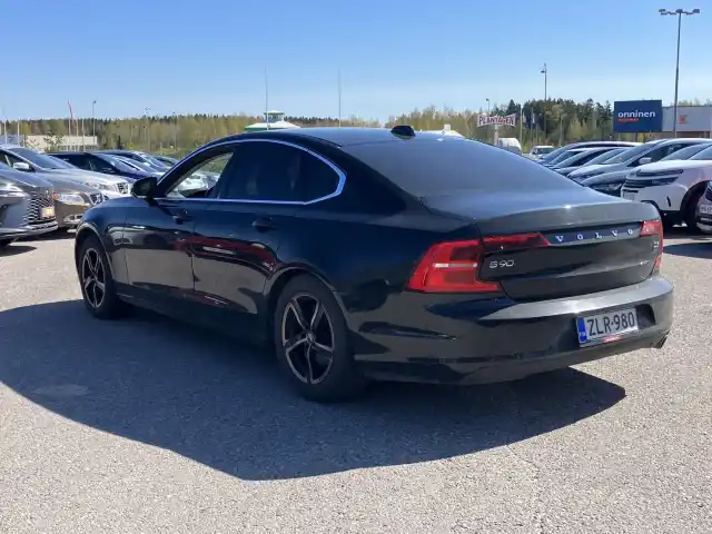 Musta Sedan, Volvo S90 – ZLR-980