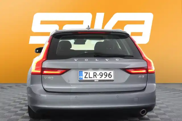 Harmaa Farmari, Volvo V90 – ZLR-996