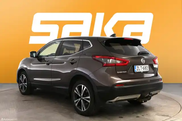 Ruskea Maastoauto, Nissan Qashqai – ZLT-682