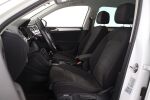 Valkoinen Maastoauto, Volkswagen Tiguan – ZLU-386, kuva 13