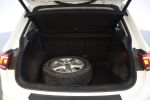 Valkoinen Maastoauto, Volkswagen Tiguan – ZLU-386, kuva 27