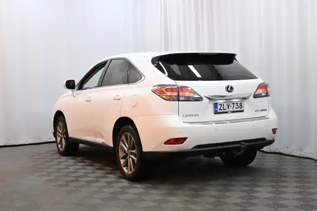 Valkoinen Maastoauto, Lexus RX – ZLV-738