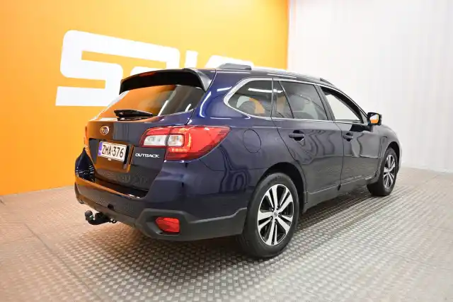 Sininen Farmari, Subaru Outback – ZMA-376