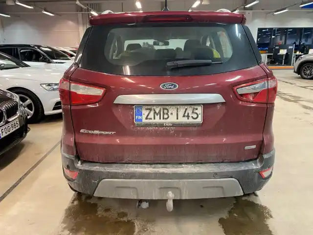 Punainen Maastoauto, Ford Ecosport – ZMB-145