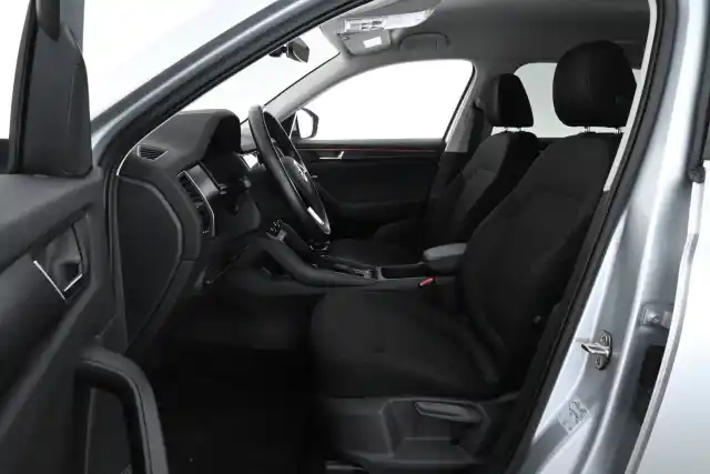 Harmaa Maastoauto, Skoda Kodiaq – ZMB-693