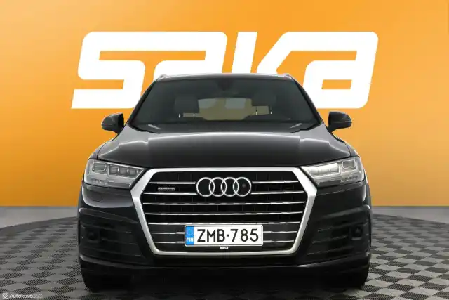 Musta Farmari, Audi Q7 – ZMB-785