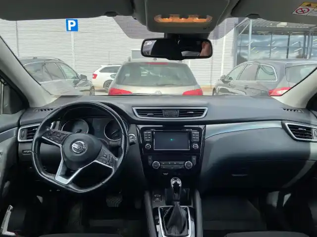 Musta Maastoauto, Nissan Qashqai – ZME-592