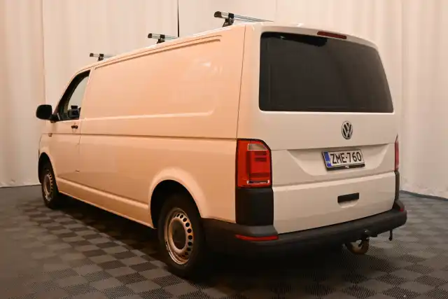 Valkoinen Pakettiauto, Volkswagen Transporter – ZME-760