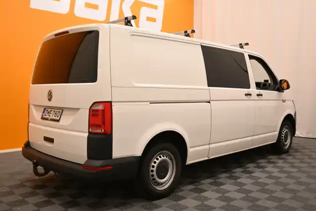 Valkoinen Pakettiauto, Volkswagen Transporter – ZME-760