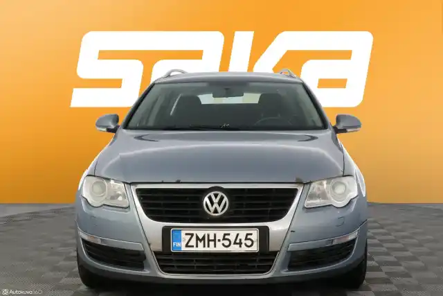 Harmaa Farmari, Volkswagen Passat – ZMH-545