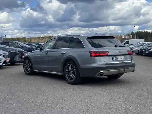 Harmaa Farmari, Audi A6 – ZMH-721