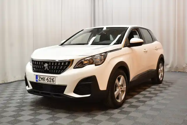 Valkoinen Maastoauto, Peugeot 3008 – ZMK-626