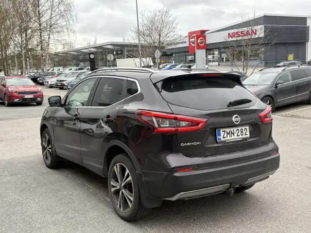 Violetti Maastoauto, Nissan Qashqai – ZMN-282