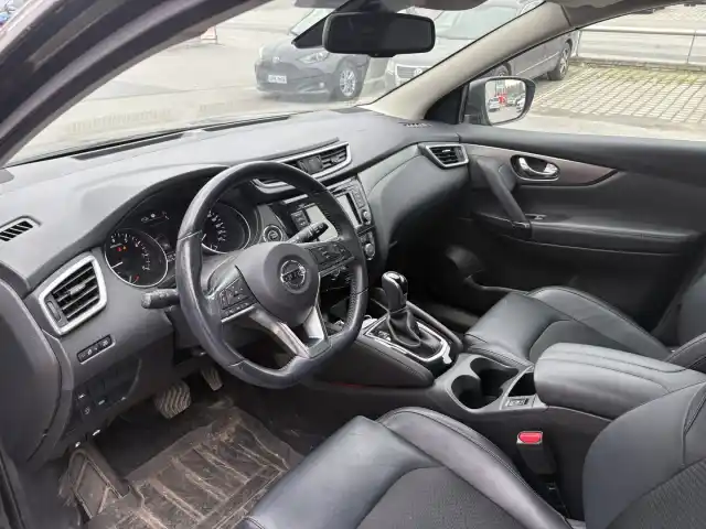 Violetti Maastoauto, Nissan Qashqai – ZMN-282