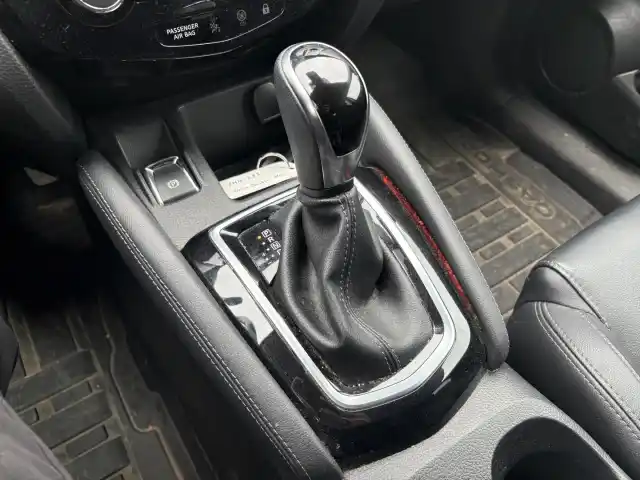 Violetti Maastoauto, Nissan Qashqai – ZMN-282