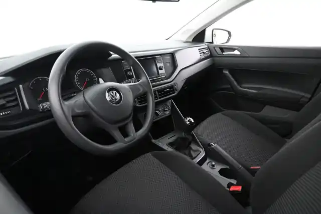 Valkoinen Viistoperä, Volkswagen Polo – ZMP-481