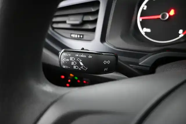 Valkoinen Viistoperä, Volkswagen Polo – ZMP-481