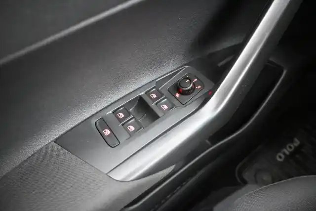 Valkoinen Viistoperä, Volkswagen Polo – ZMP-481