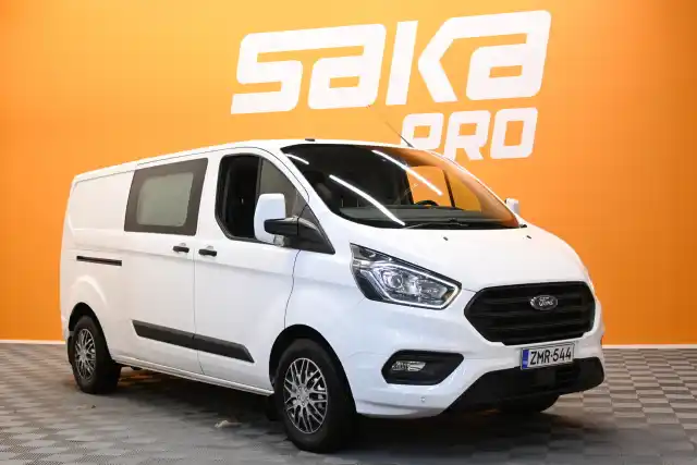 Valkoinen Pakettiauto, Ford Transit Custom – ZMR-544