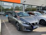 Harmaa Tila-auto, Nissan Leaf – ZMS-121, kuva 1
