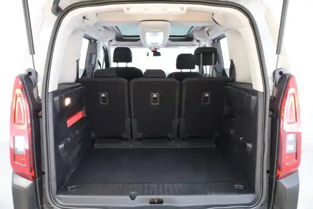 Ruskea Tila-auto, Citroen Berlingo – ZMS-507