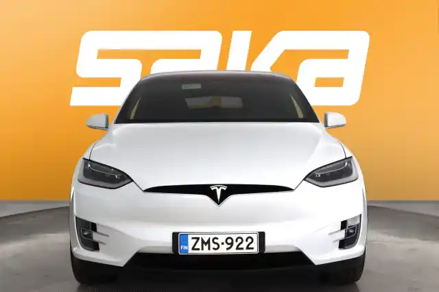 Valkoinen Maastoauto, Tesla Model X – ZMS-922