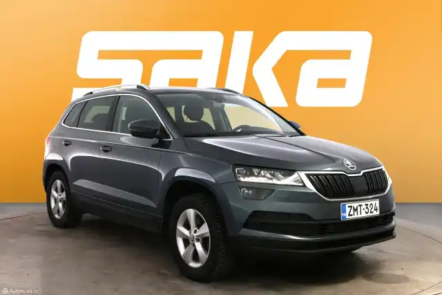 Harmaa Farmari, Skoda Karoq – ZMT-324