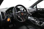 Valkoinen Maastoauto, Porsche Cayenne – ZMT-509, kuva 16