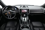 Valkoinen Maastoauto, Porsche Cayenne – ZMT-509, kuva 17