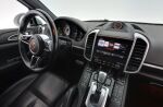 Valkoinen Maastoauto, Porsche Cayenne – ZMT-509, kuva 10