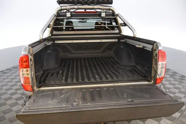 Harmaa Avolava, Nissan Navara – ZMU-237