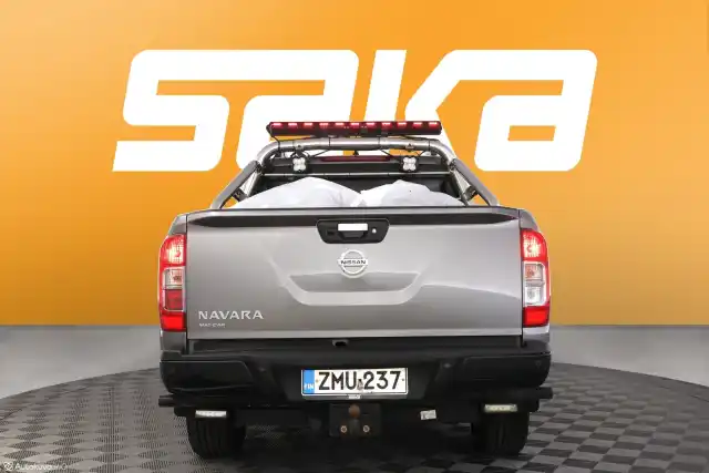 Harmaa Avolava, Nissan Navara – ZMU-237