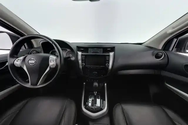 Harmaa Avolava, Nissan Navara – ZMU-237