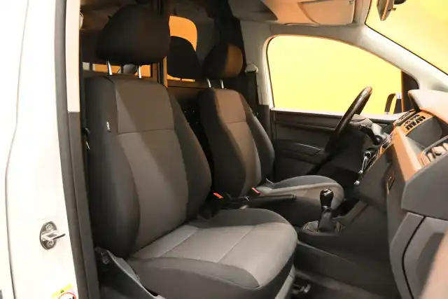 Valkoinen Pakettiauto, Volkswagen Caddy Maxi – ZMV-163