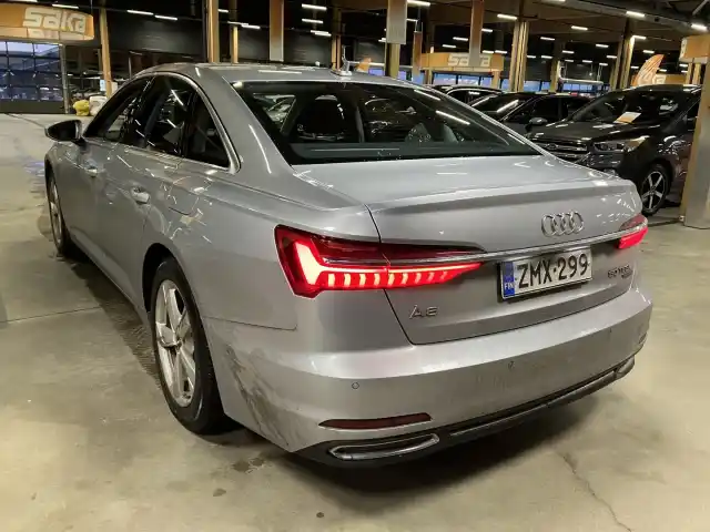 Hopea Sedan, Audi A6 – ZMX-299