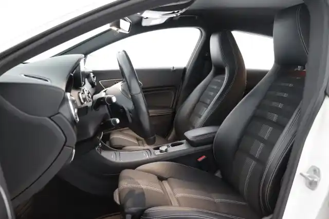 Valkoinen Farmari, Mercedes-Benz CLA – ZMX-689