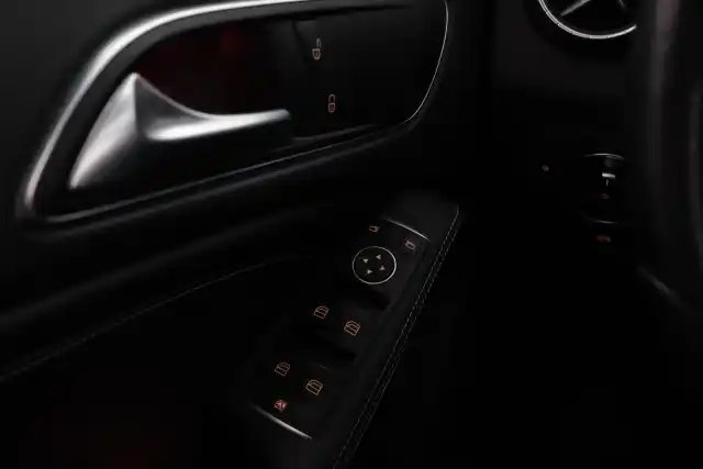 Valkoinen Farmari, Mercedes-Benz CLA – ZMX-689