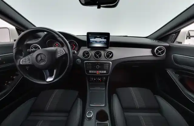 Valkoinen Farmari, Mercedes-Benz CLA – ZMX-689