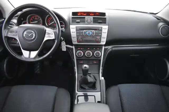 Harmaa Viistoperä, Mazda 6 – ZMY-504