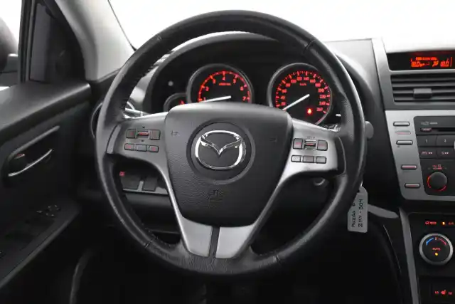 Harmaa Viistoperä, Mazda 6 – ZMY-504