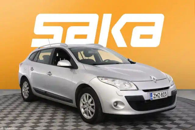 Harmaa Farmari, Renault Megane – ZMZ-823