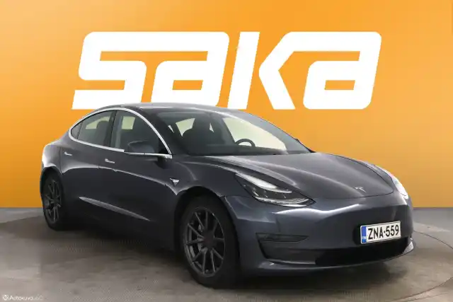 Harmaa Sedan, Tesla Model 3 – ZNA-559