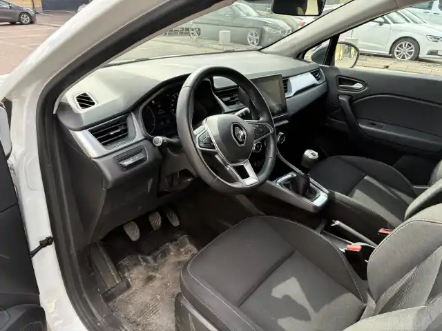 Valkoinen Viistoperä, Renault Captur – ZNB-287
