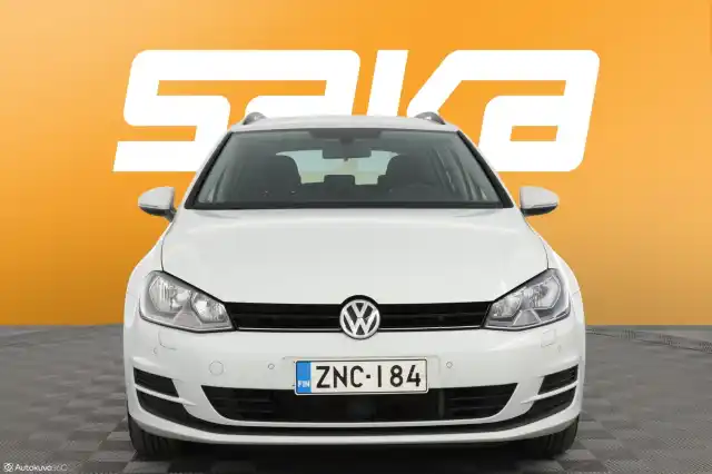 Valkoinen Farmari, Volkswagen Golf – ZNC-184
