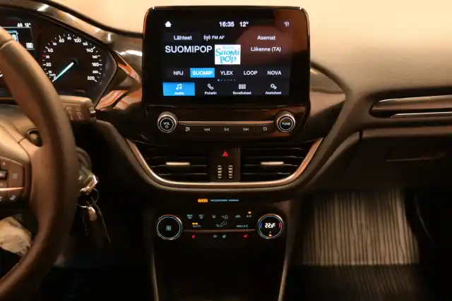 Punainen Viistoperä, Ford Fiesta – ZNE-595
