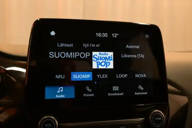 Punainen Viistoperä, Ford Fiesta – ZNE-595