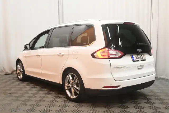 Valkoinen Farmari, Ford Galaxy – ZNE-871