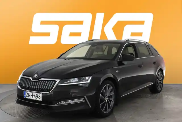 Ruskea Farmari, Skoda Superb – ZNH-498