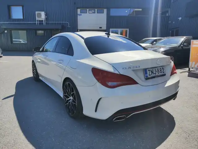 Valkoinen Coupe, Mercedes-Benz CLA – ZNJ-882