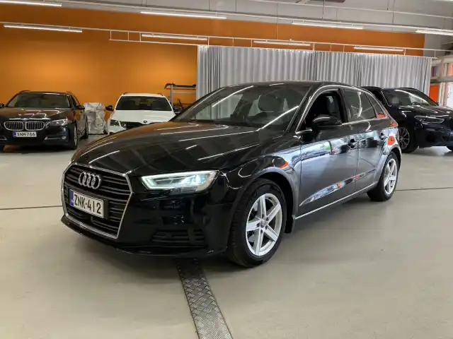 Musta Viistoperä, Audi A3 – ZNK-412